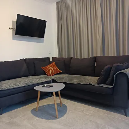 Miranda Roshi Apartman