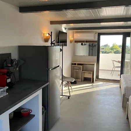 Apartment Miranda Roshi