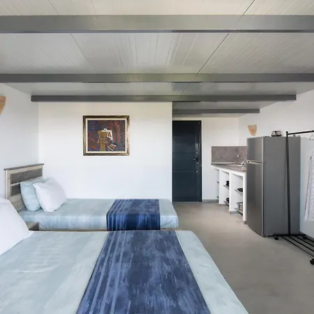 Miranda Roshi Apartment