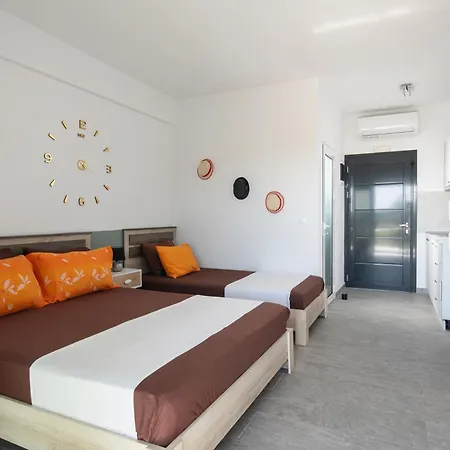 Miranda Roshi Apartment