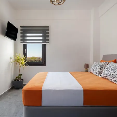 Apartment Miranda Roshi Toroni