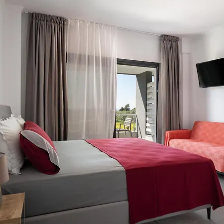 Apartment Miranda Roshi *