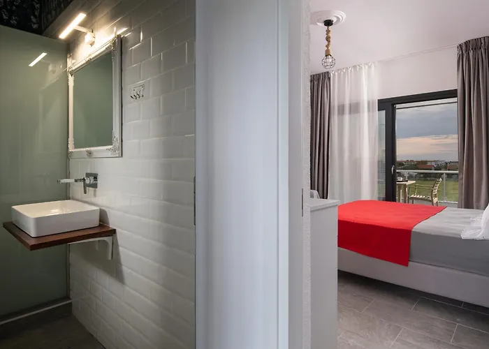 Miranda Roshi * Торони