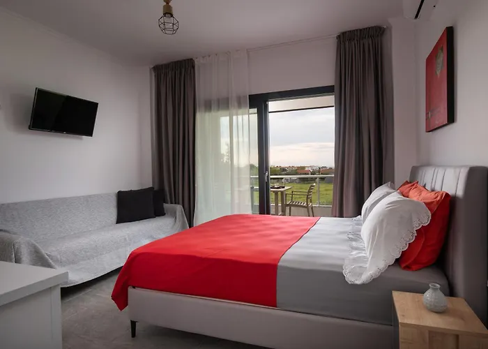 Miranda Roshi Апартаменты *