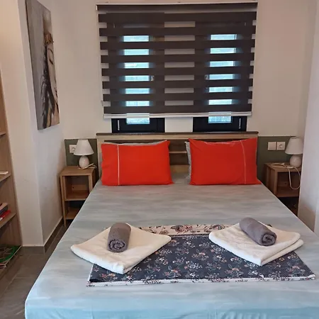 Miranda Roshi Lägenhet *