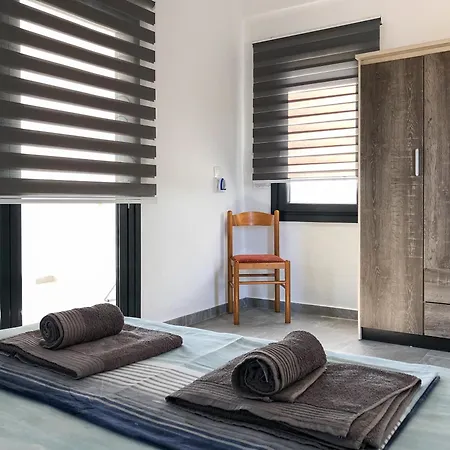 Miranda Roshi توروني