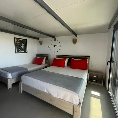 Miranda Roshi Appartement *